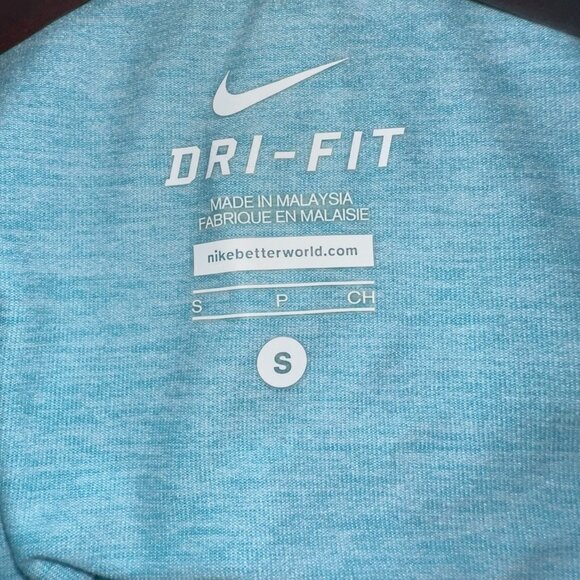Nike Running Top Womens Small 1/4 Zip Dri Fit Blue Stretch Thumb Holes - Picture 7 of 11